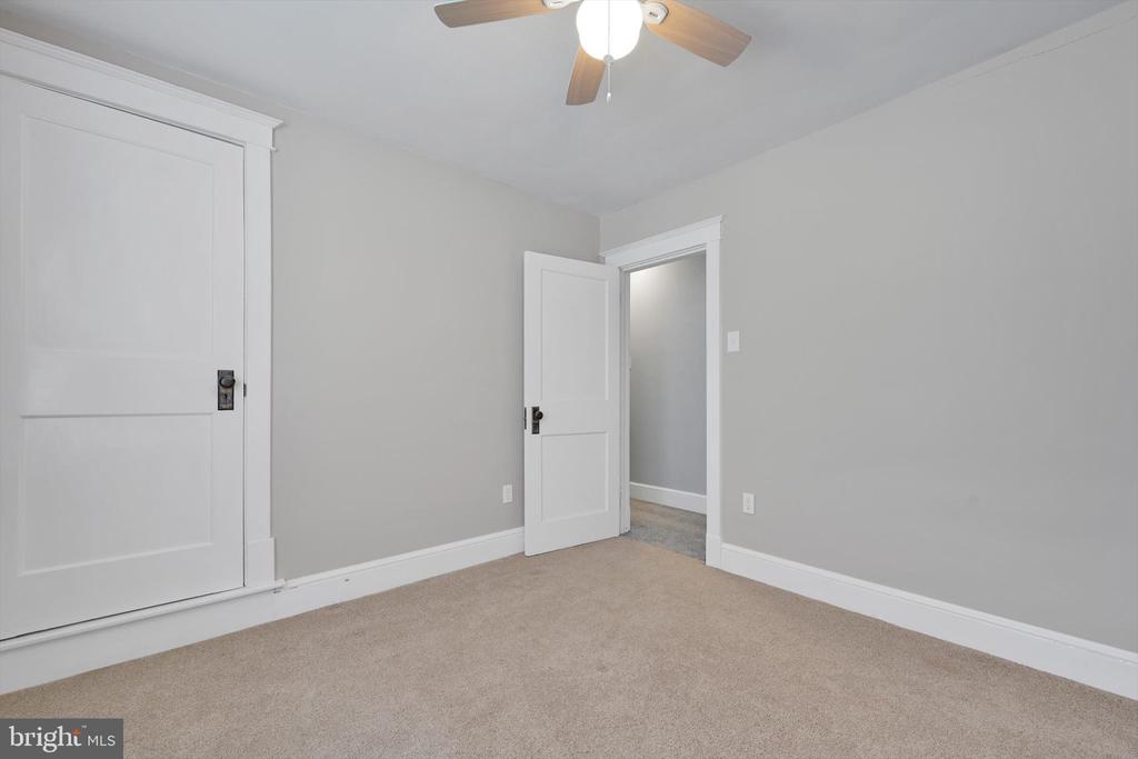 34 N CRESCENT STREET