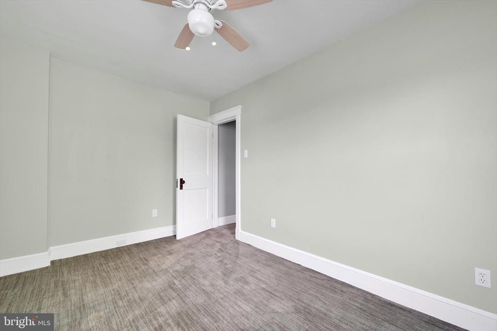 34 N CRESCENT STREET