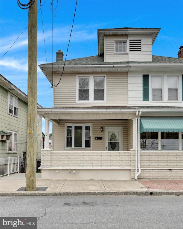 34 N CRESCENT STREET
