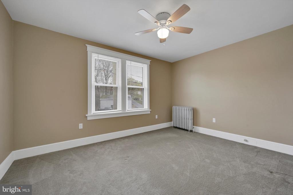34 N CRESCENT STREET