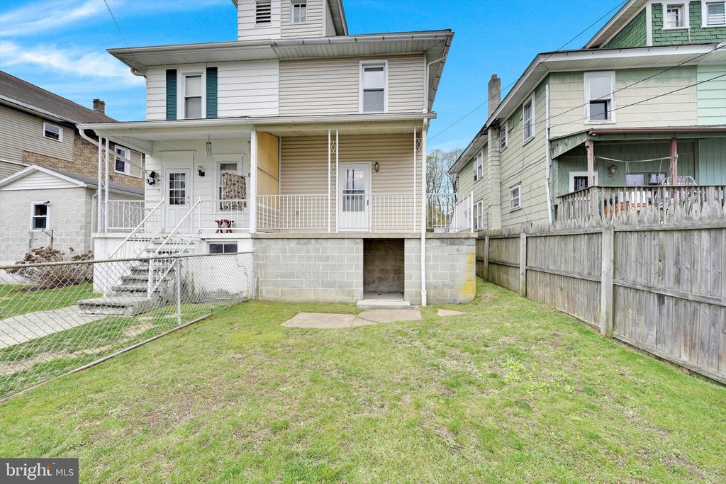 34 N CRESCENT STREET