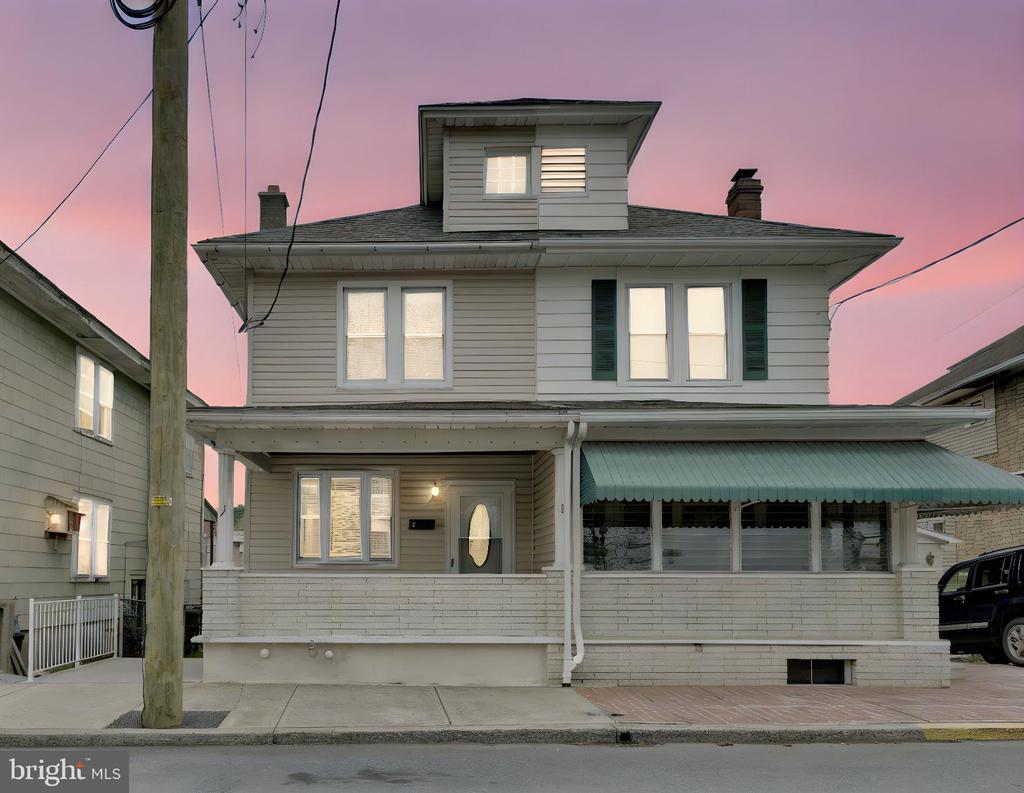 34 N CRESCENT STREET