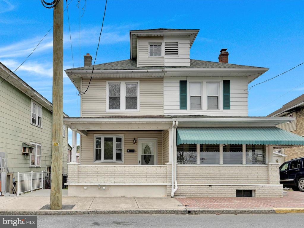 34 N CRESCENT STREET