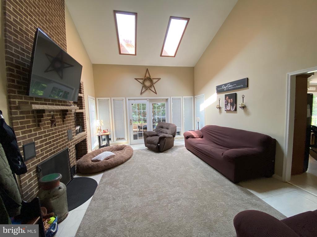 4 TALL OAKS DRIVE
