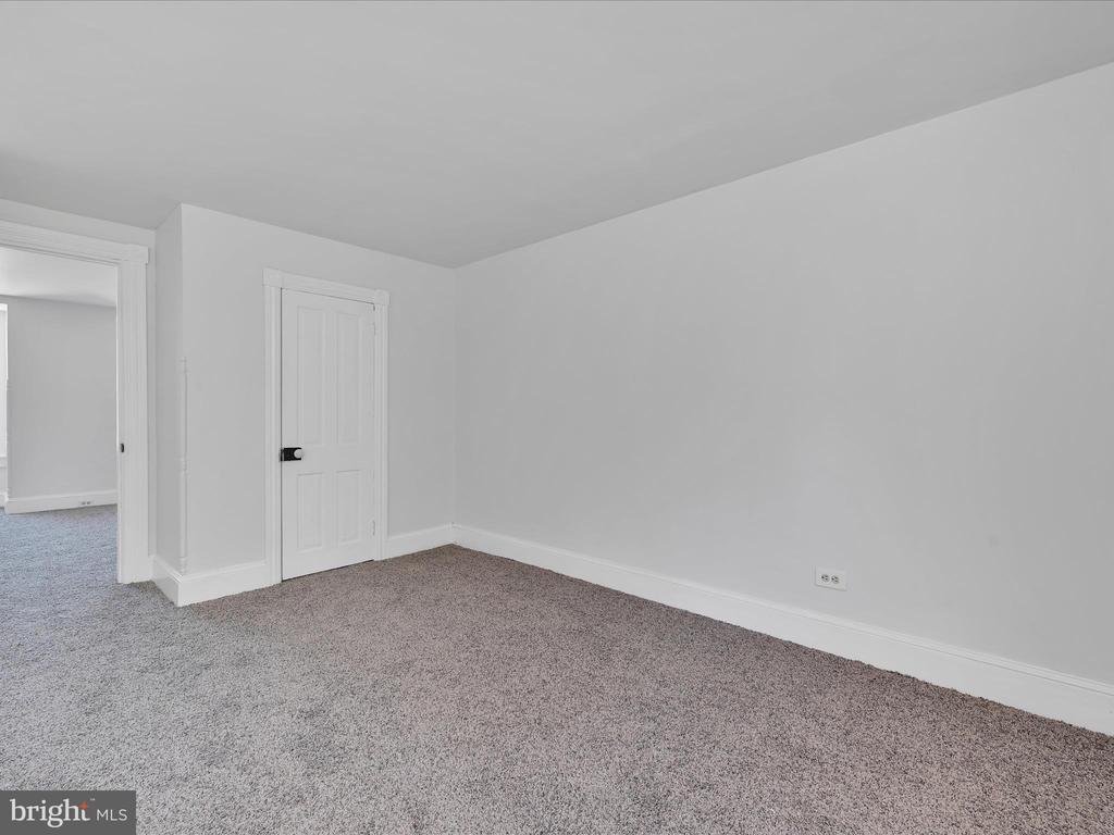 805 POTTSVILLE STREET