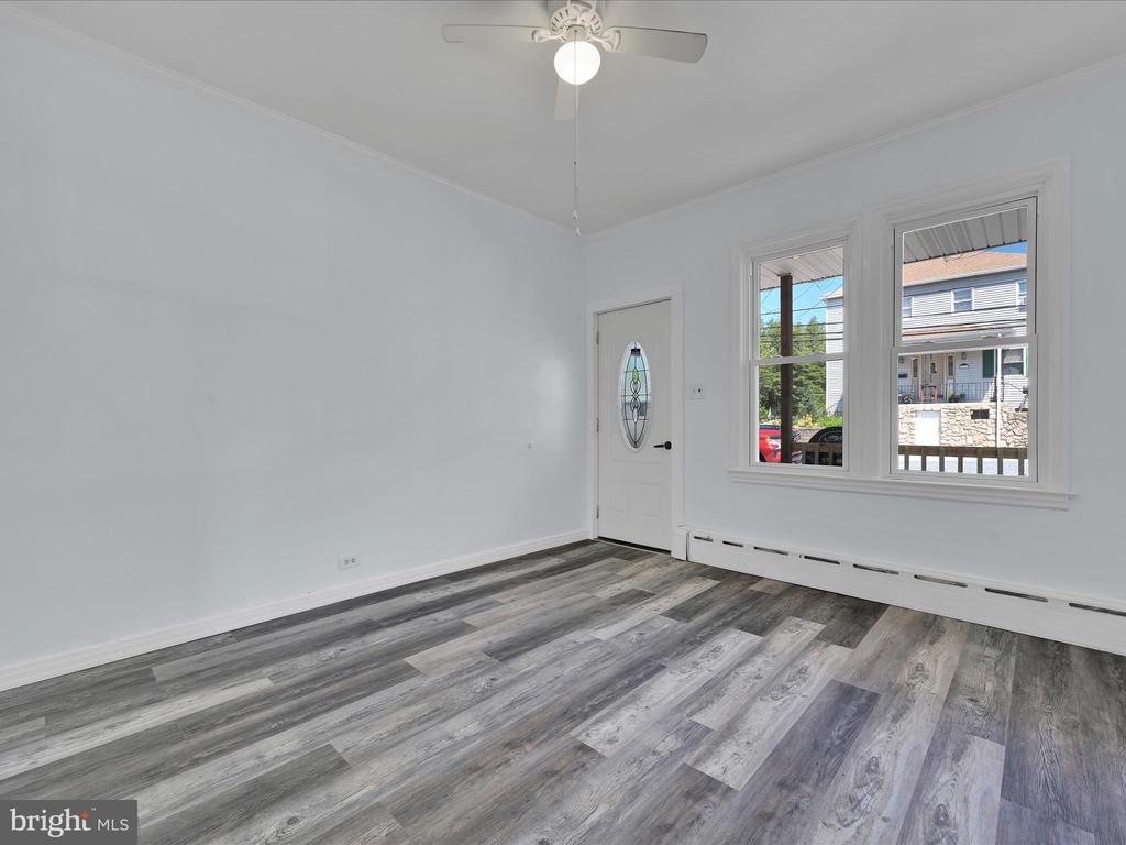805 POTTSVILLE STREET