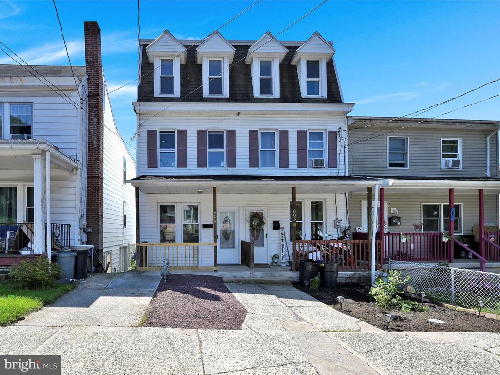 805 POTTSVILLE STREET