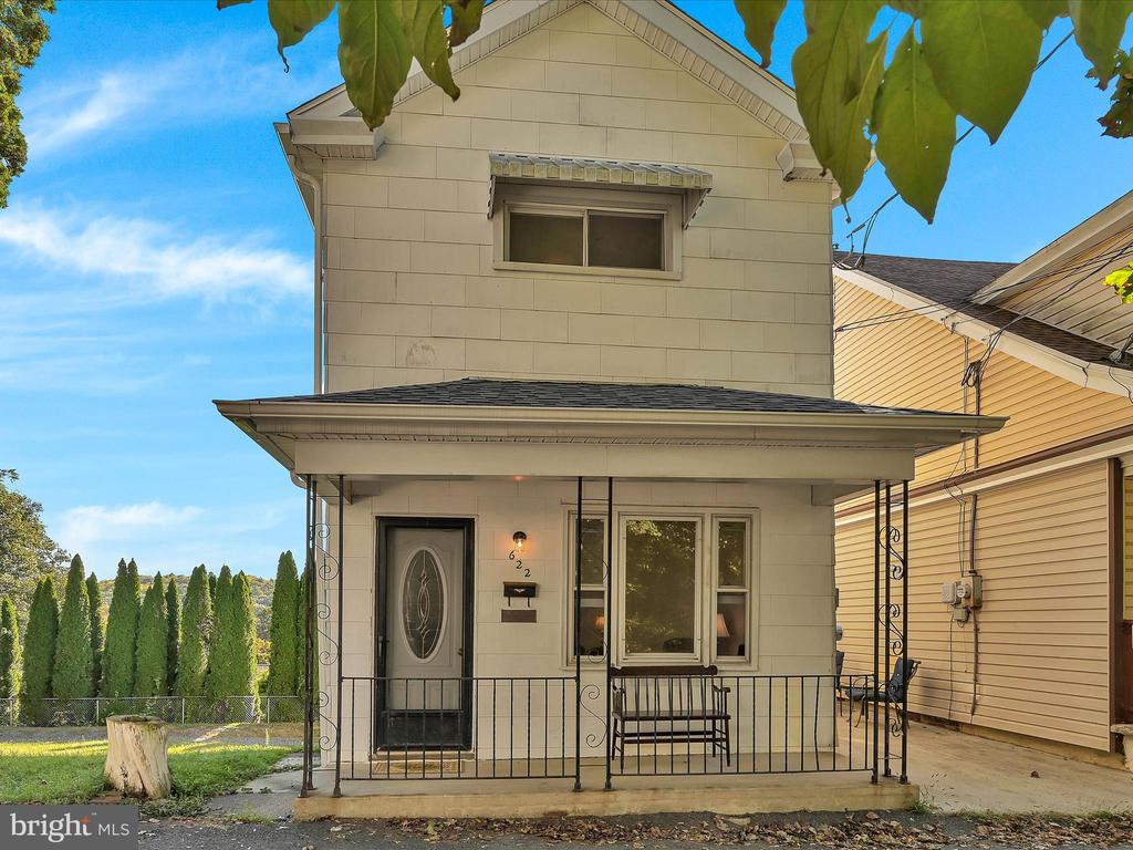 622 BAKER STREET