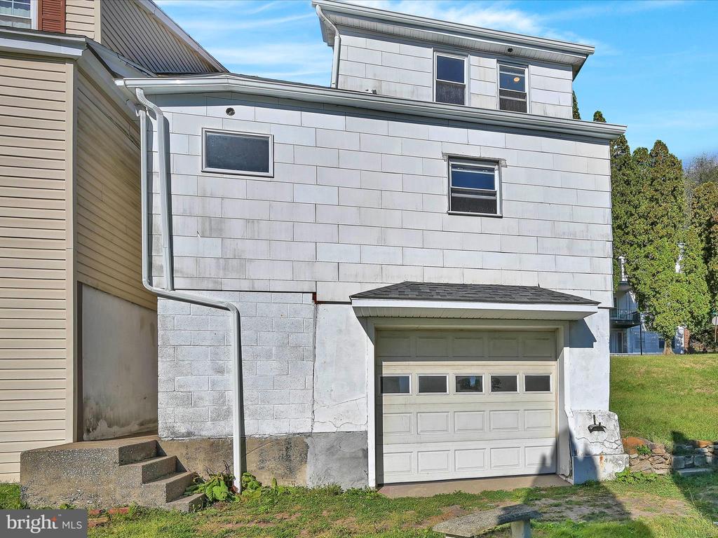 622 BAKER STREET