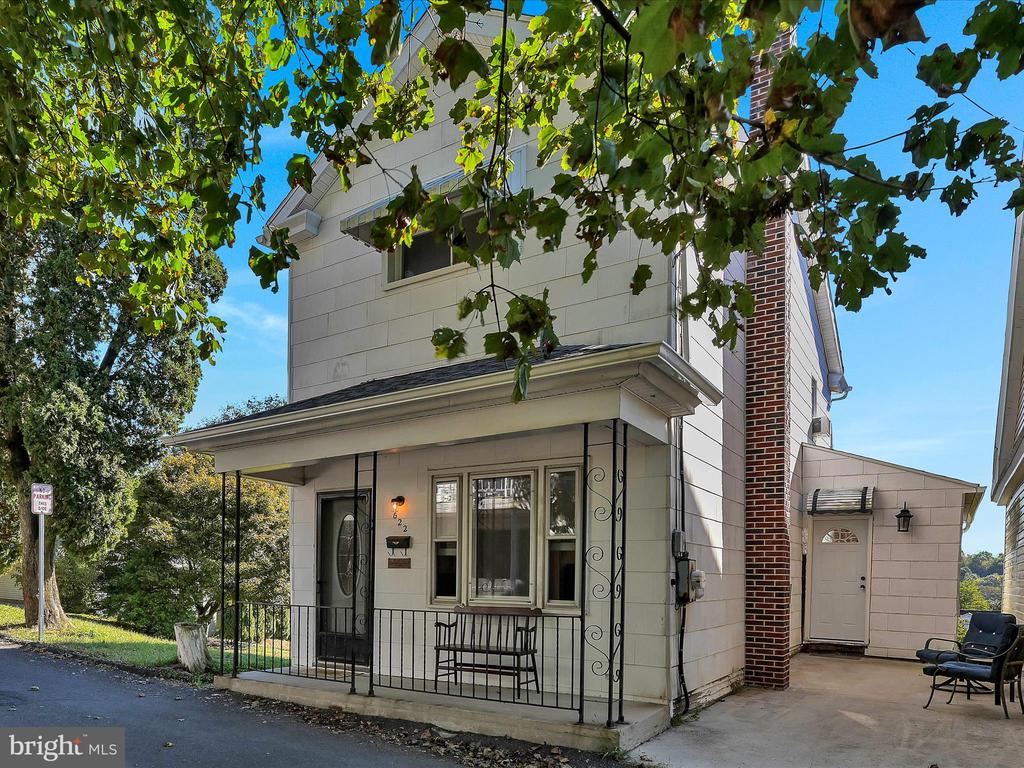 622 BAKER STREET