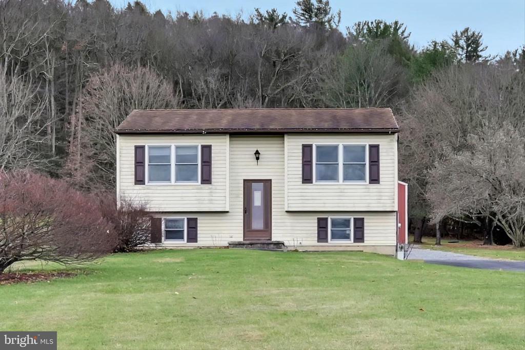 14 BROOKSIDE ROAD
