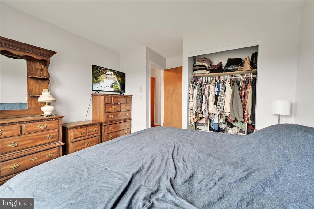 14 BROOKSIDE ROAD