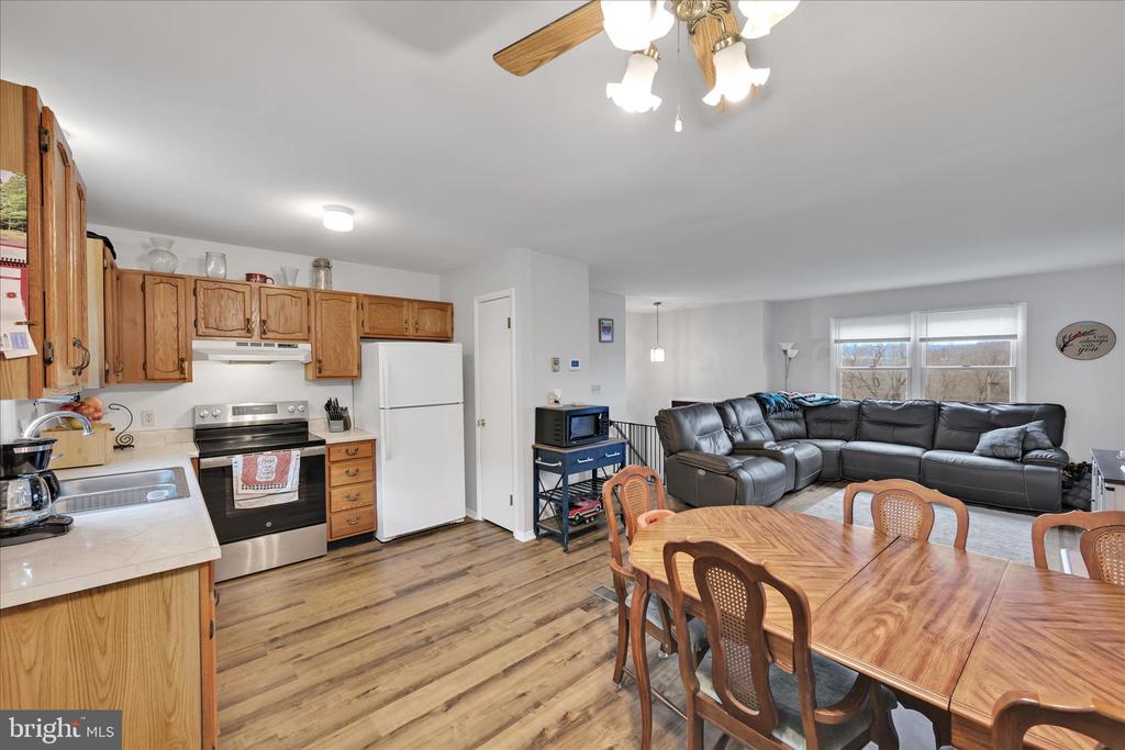 14 BROOKSIDE ROAD