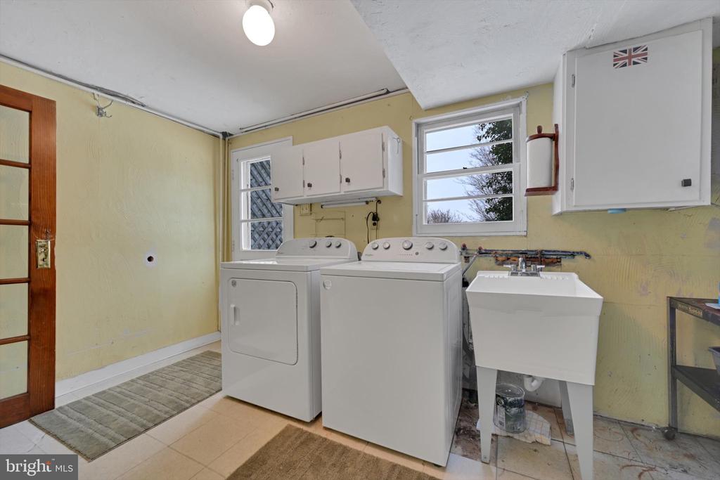 114 S 25TH STREET