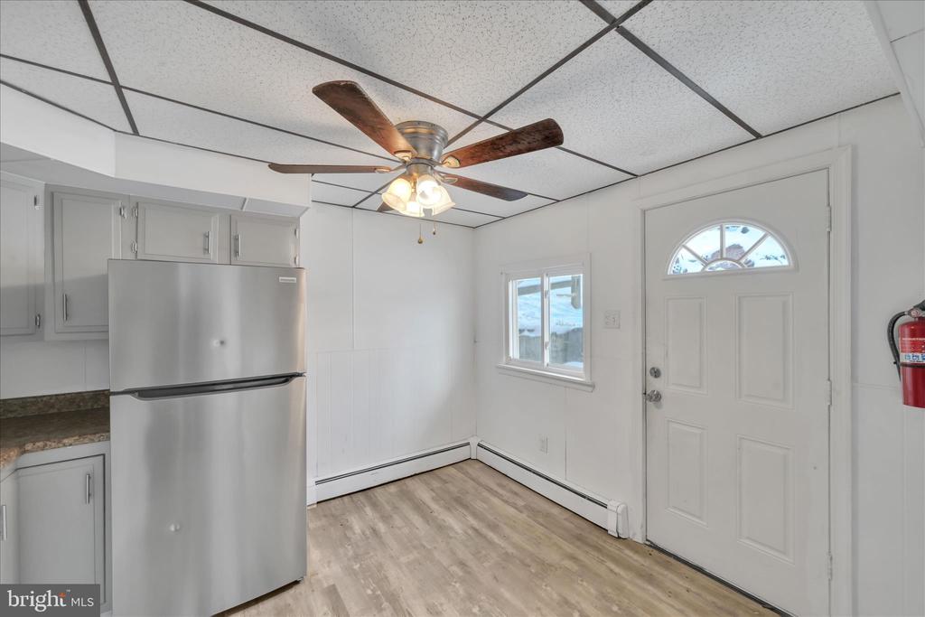 1023 W SCHUYLKILL