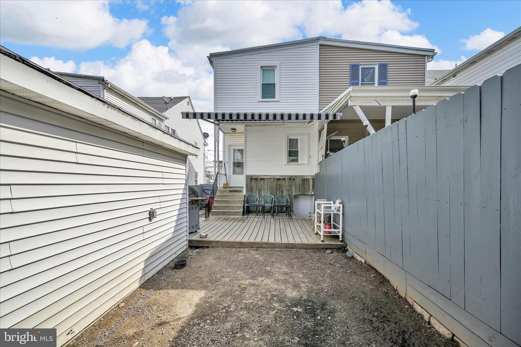 9 N 22ND STREET