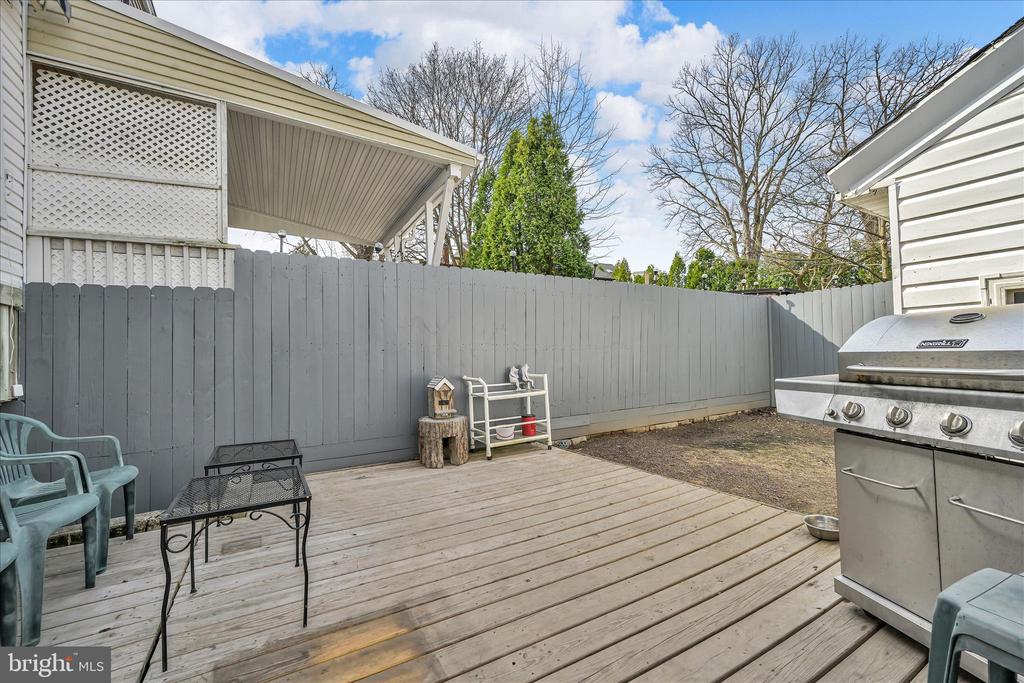 9 N 22ND STREET