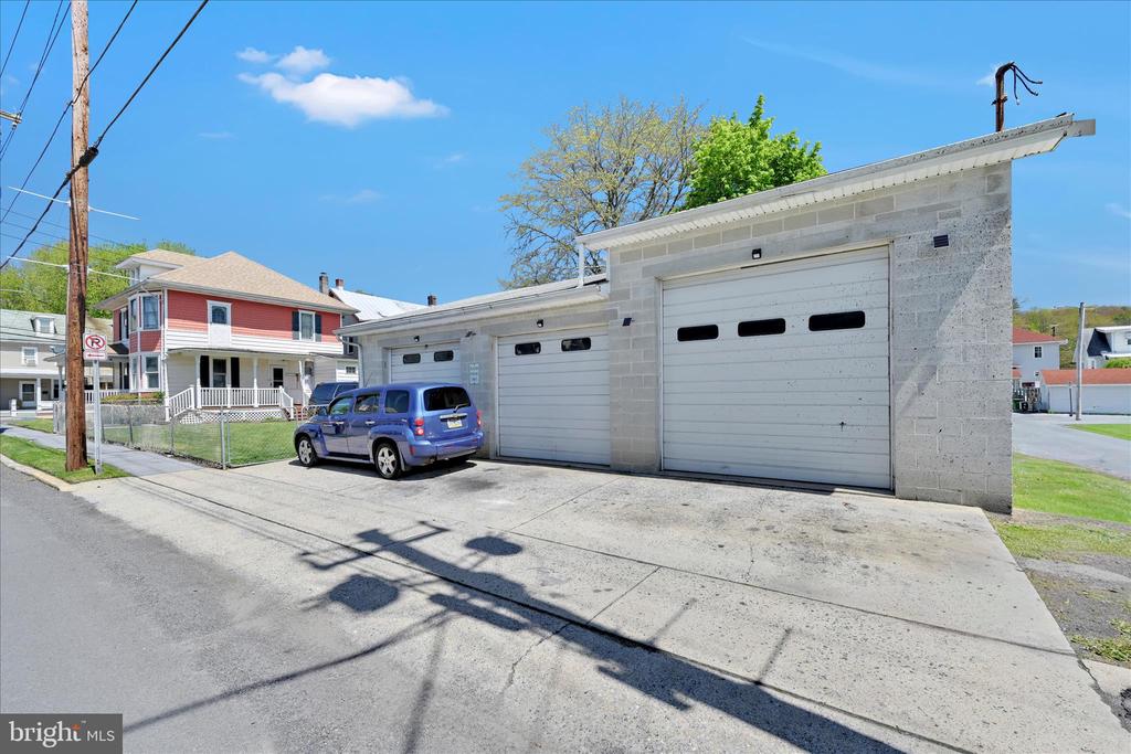 54 E POTTSVILLE STREET