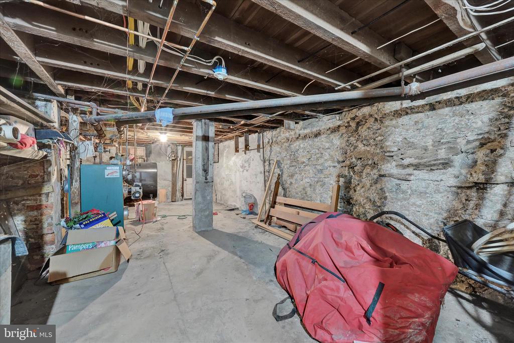 518 N FRONT STREET