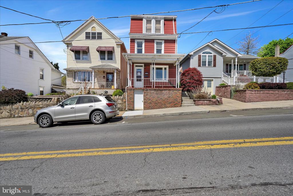 518 N FRONT STREET