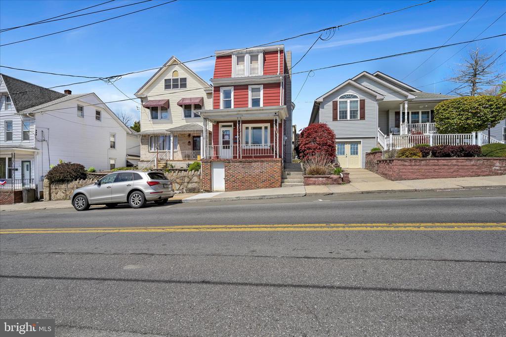 518 N FRONT STREET