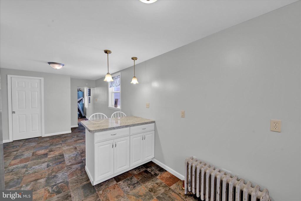 518 N FRONT STREET