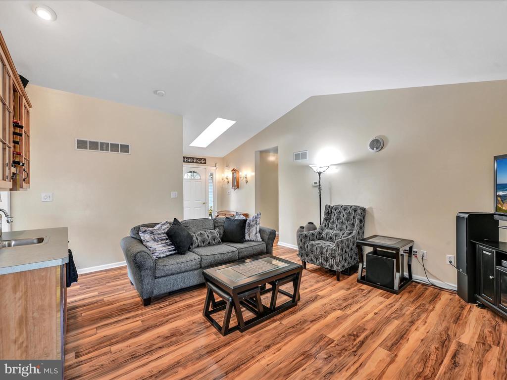 1353 STAG DRIVE