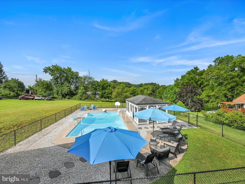 1353 STAG DRIVE