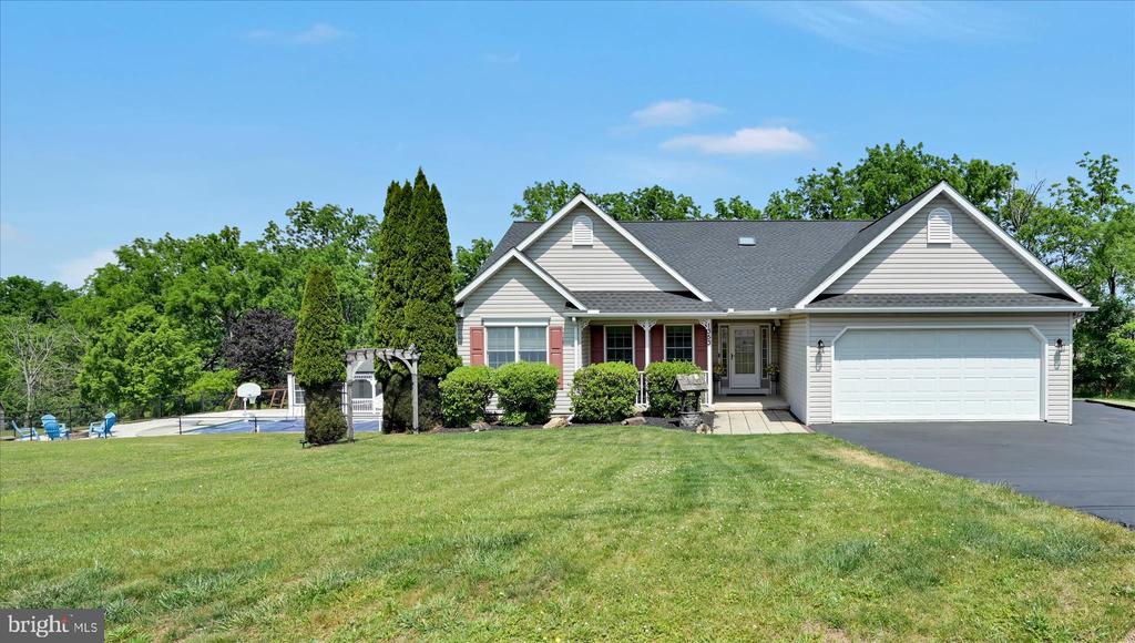 1353 STAG DRIVE