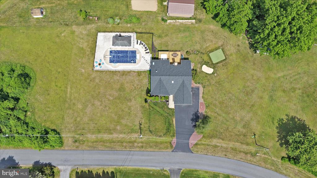 1353 STAG DRIVE
