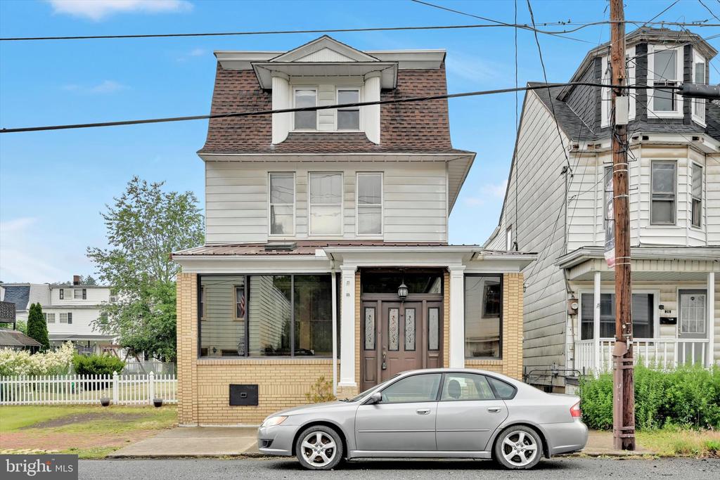 38 VALLEY STREET