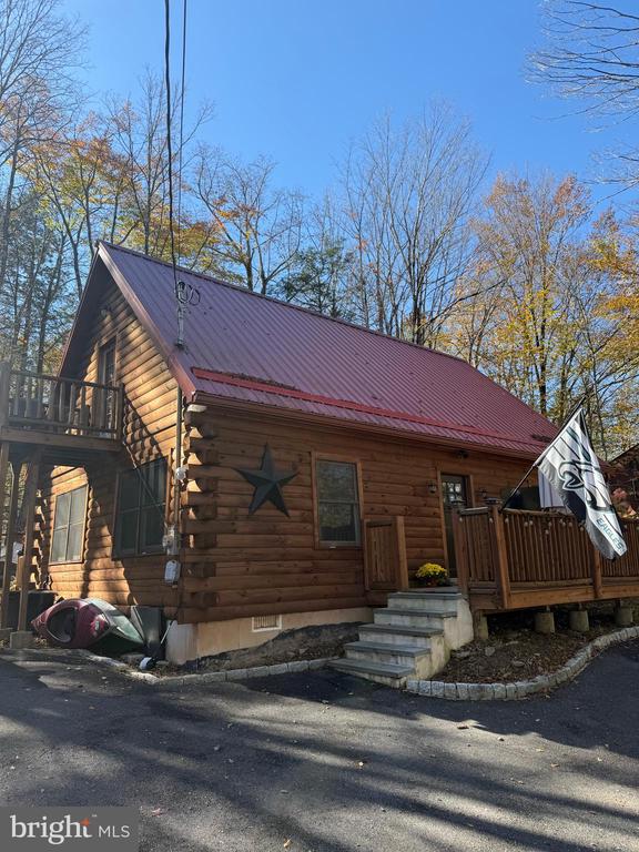 199 LAKEVIEW DRIVE W