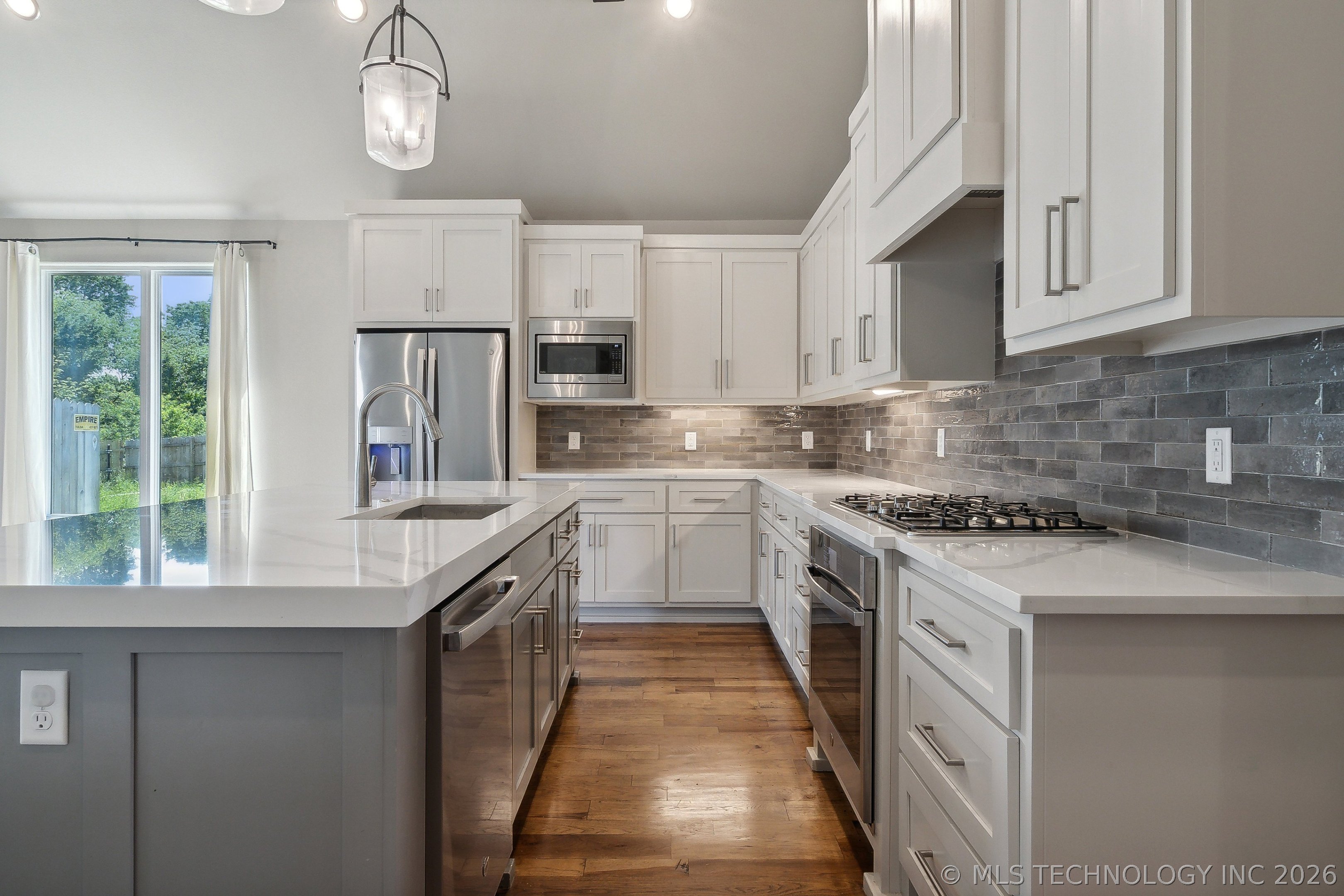 2106 E 138th Place S