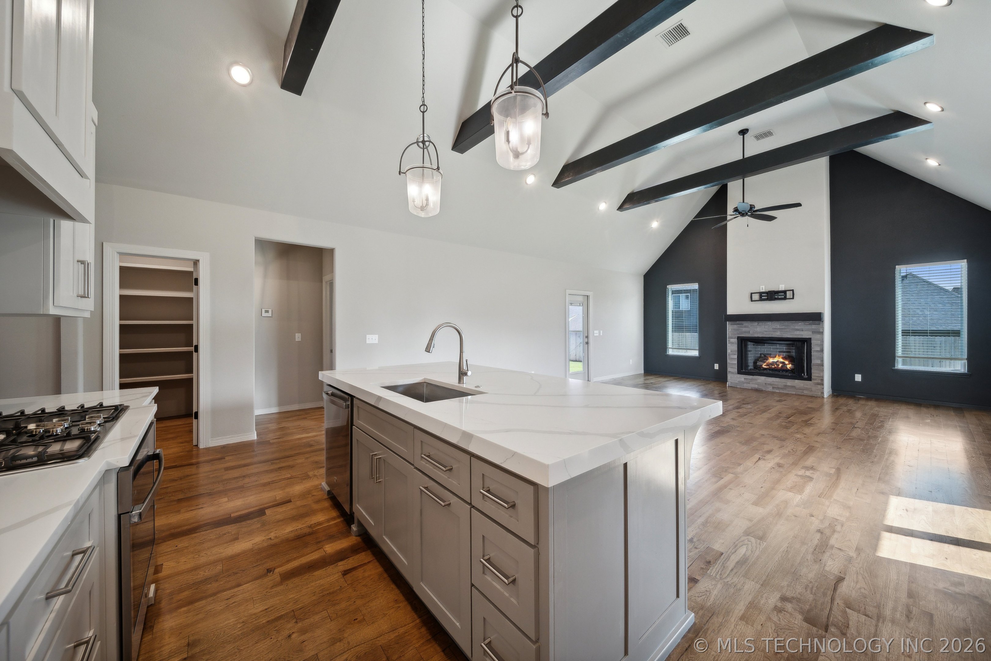 2106 E 138th Place S