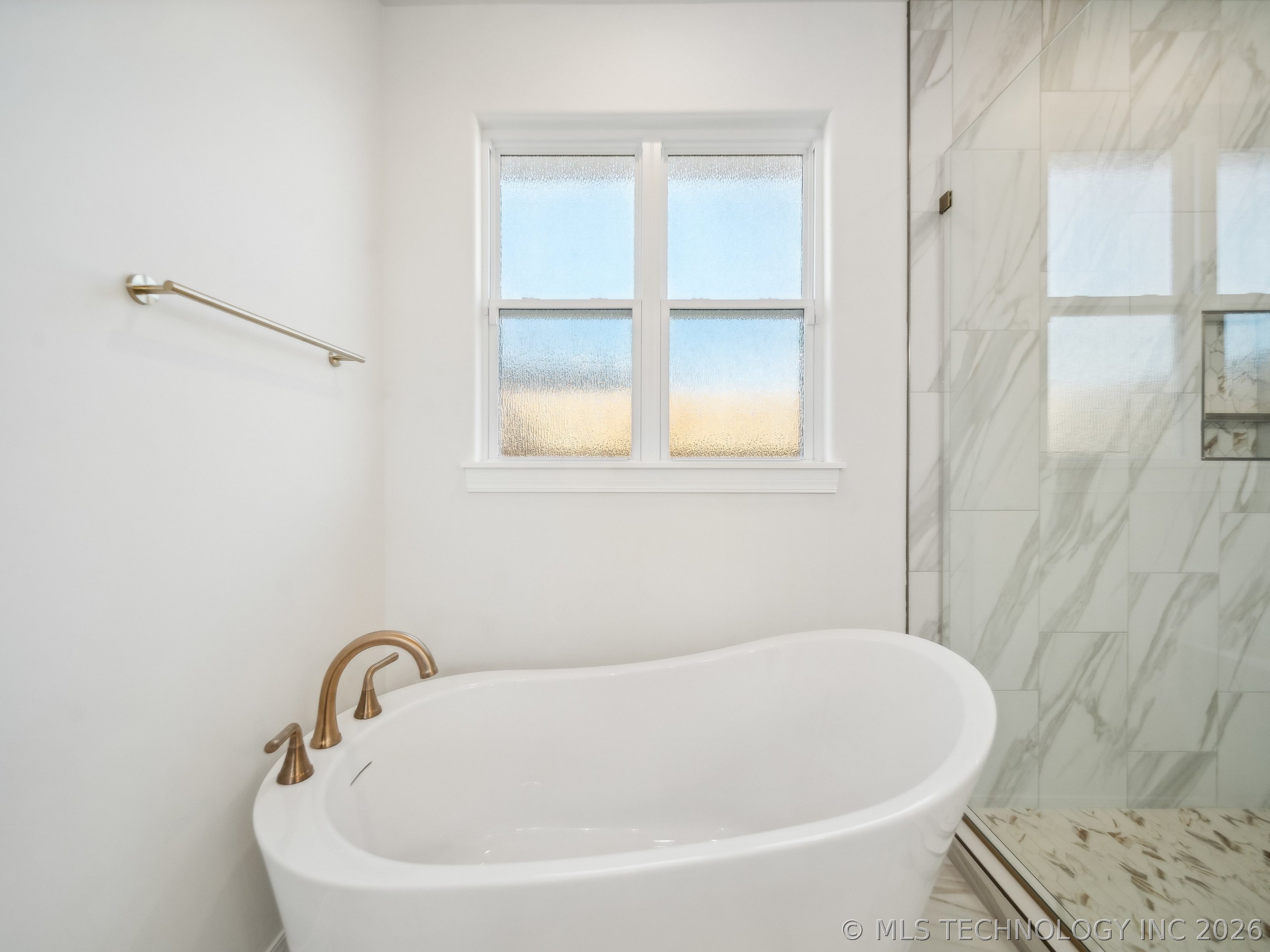 13715 S 20th Place E