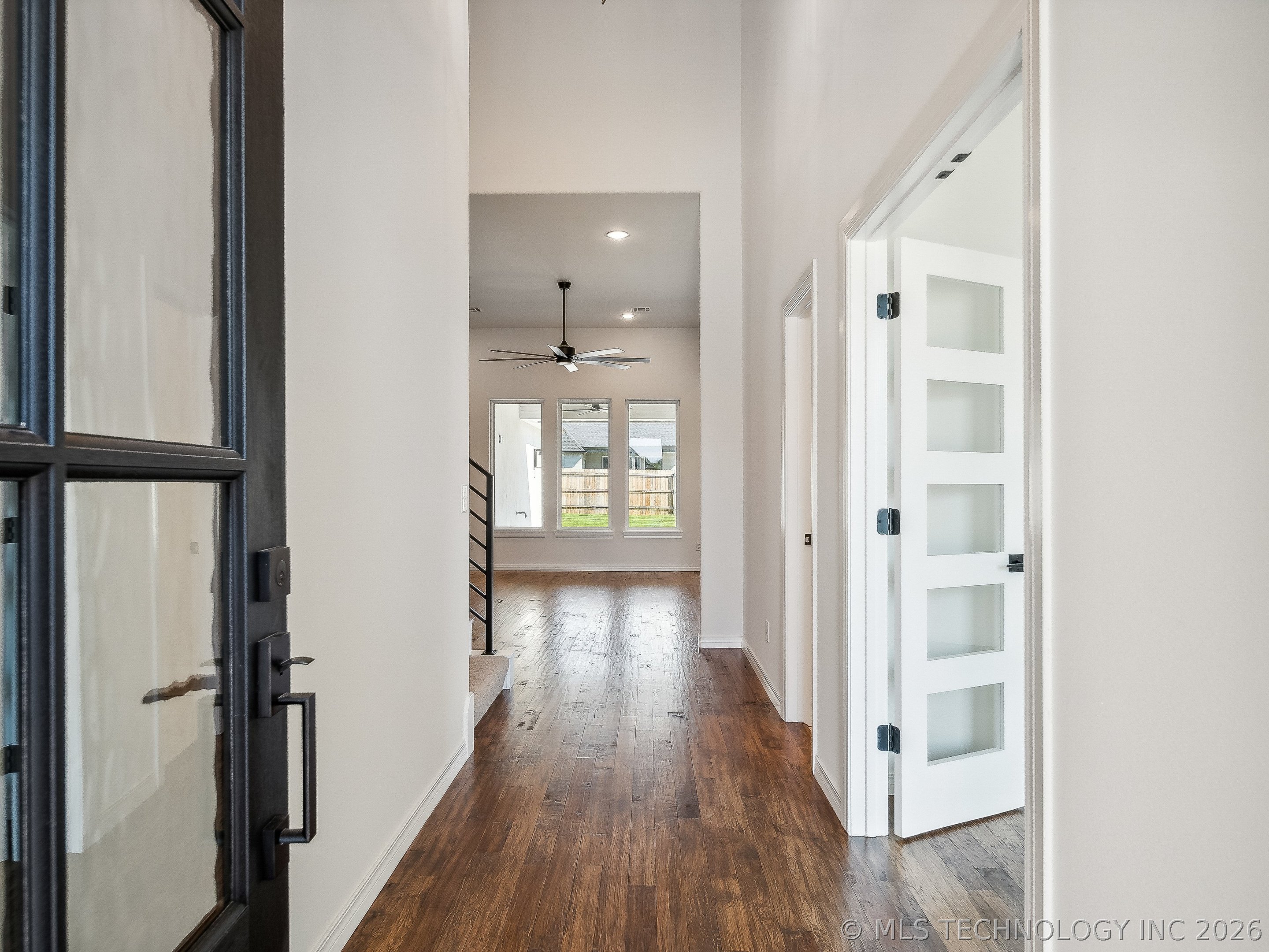 13715 S 20th Place E