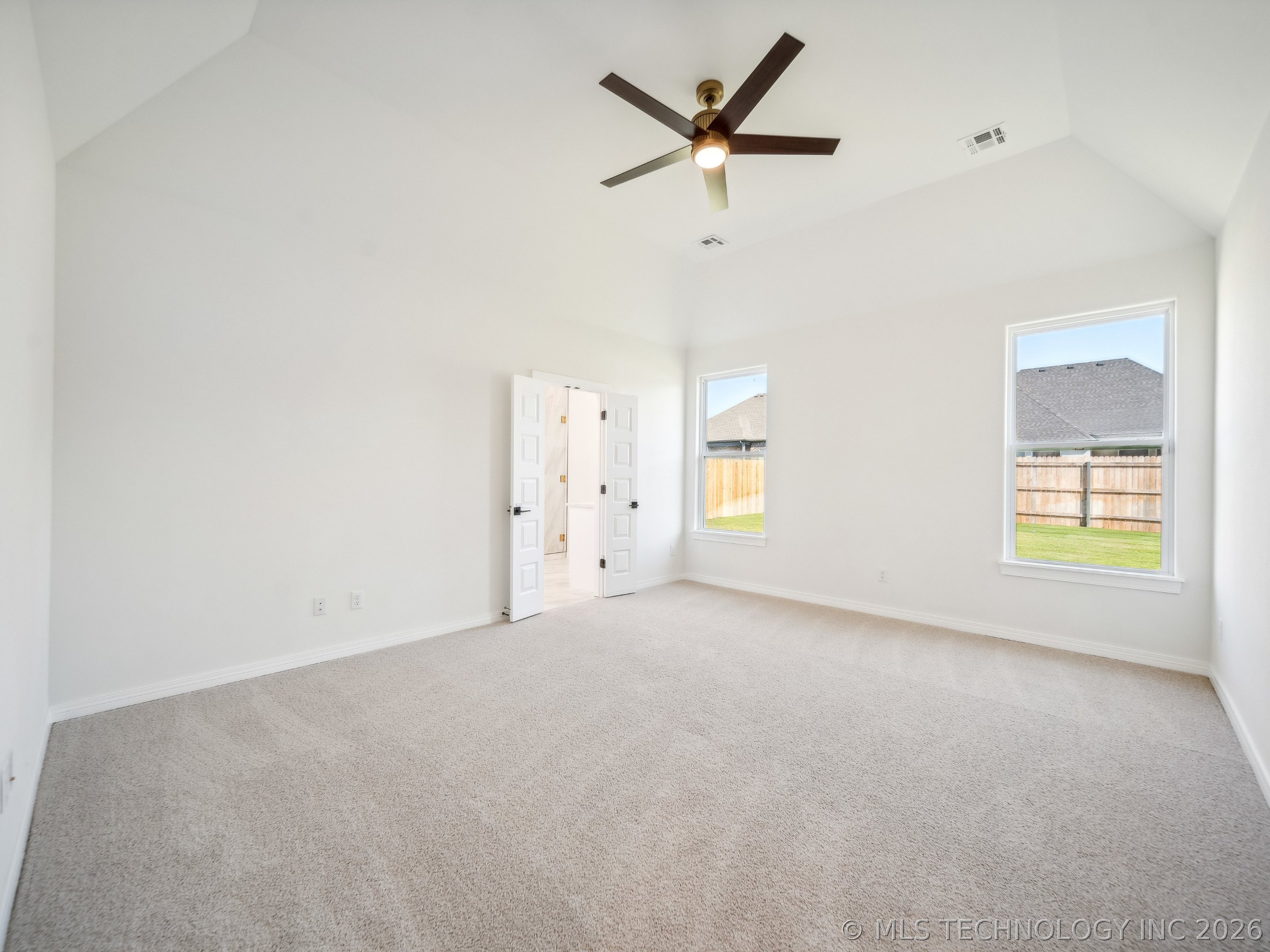 13715 S 20th Place E