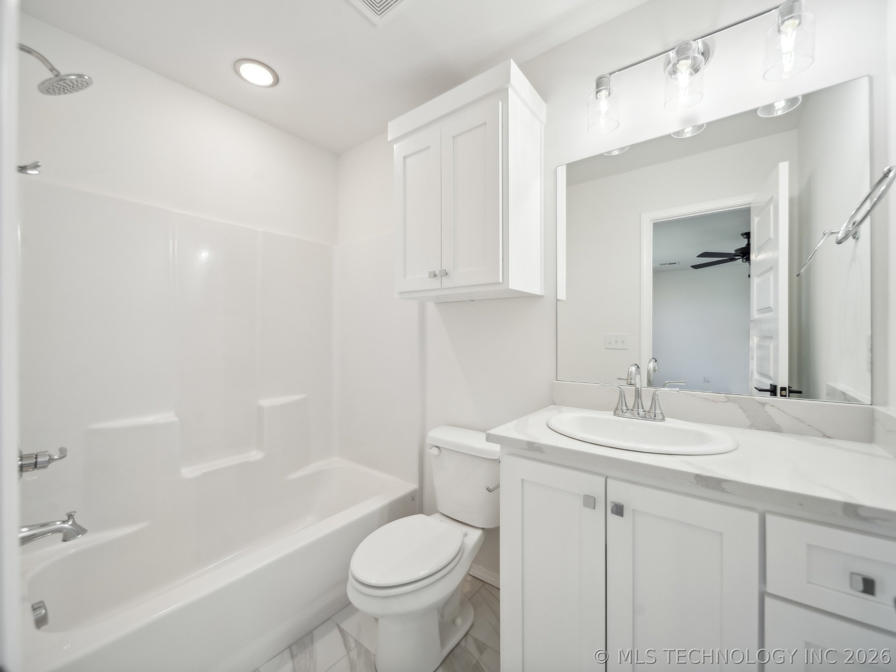 13715 S 20th Place E