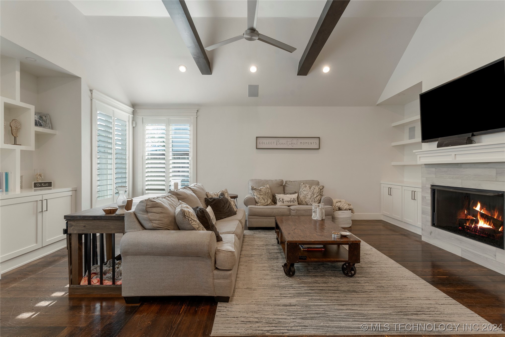 1109 S Kalanchoe Avenue