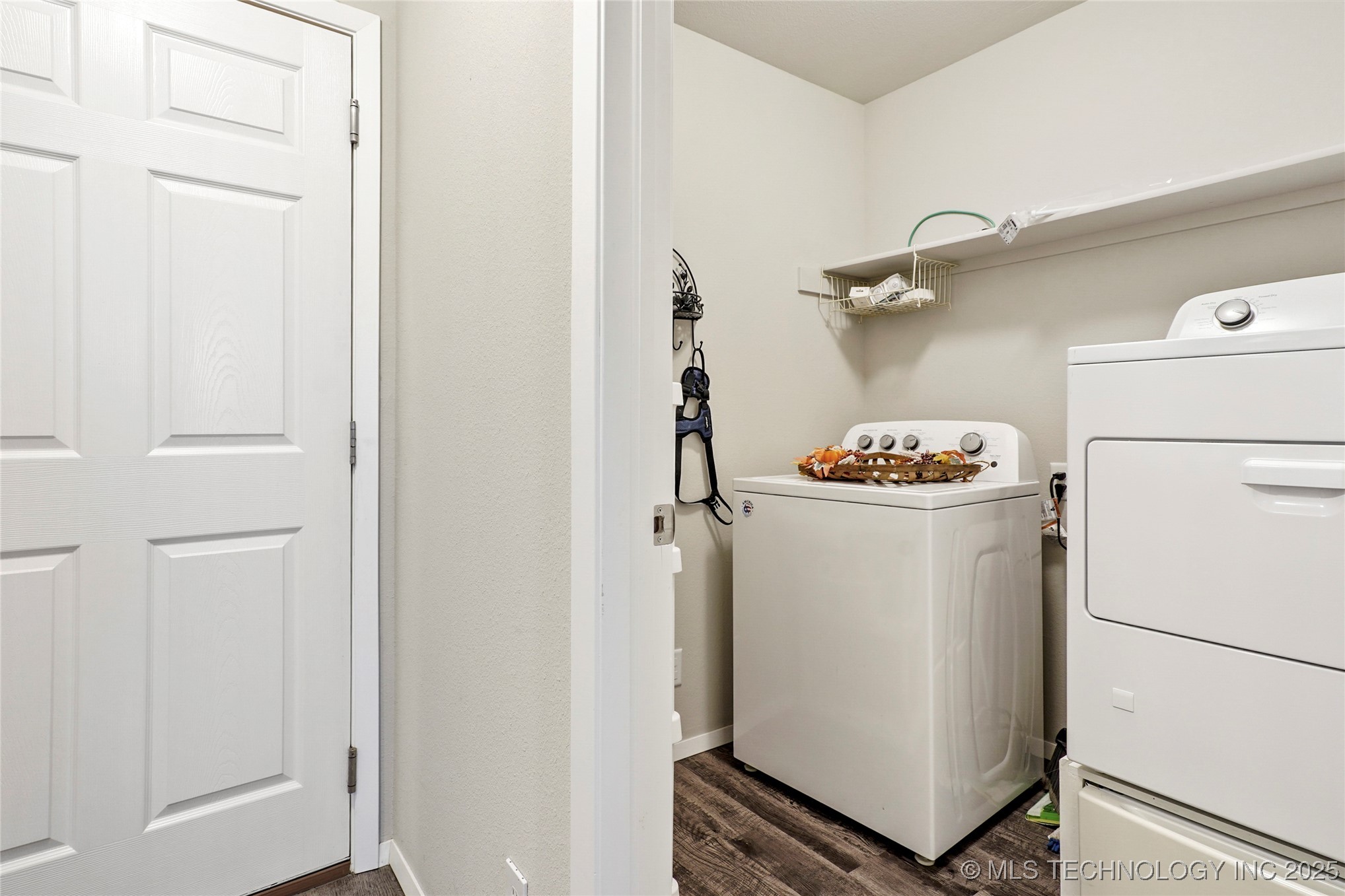 1541 S 30th Court