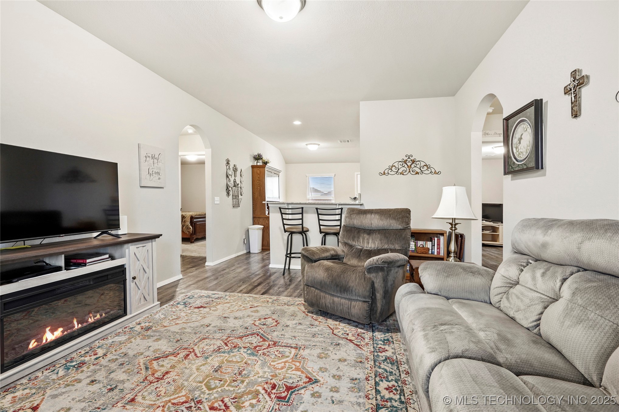 1541 S 30th Court