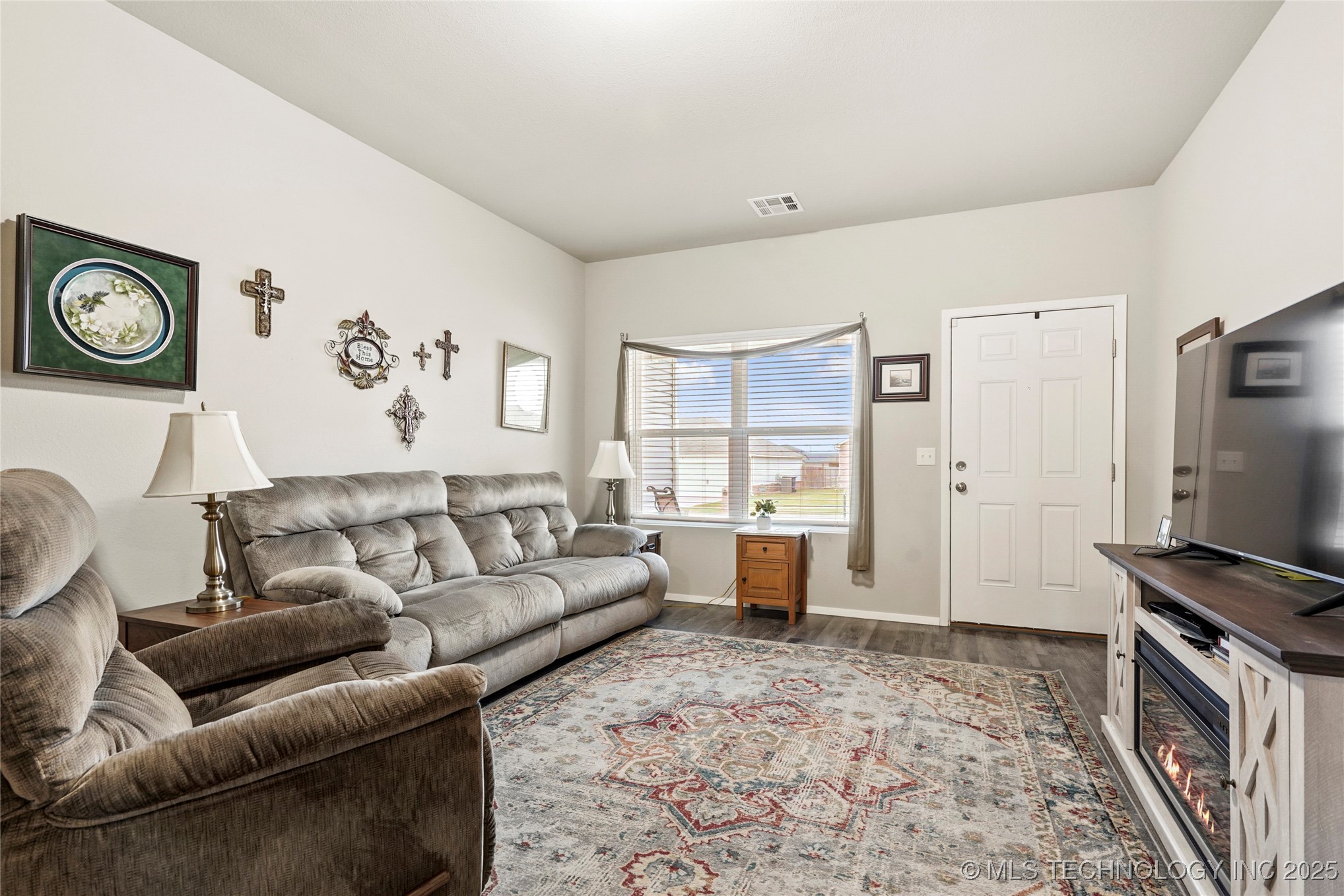 1541 S 30th Court