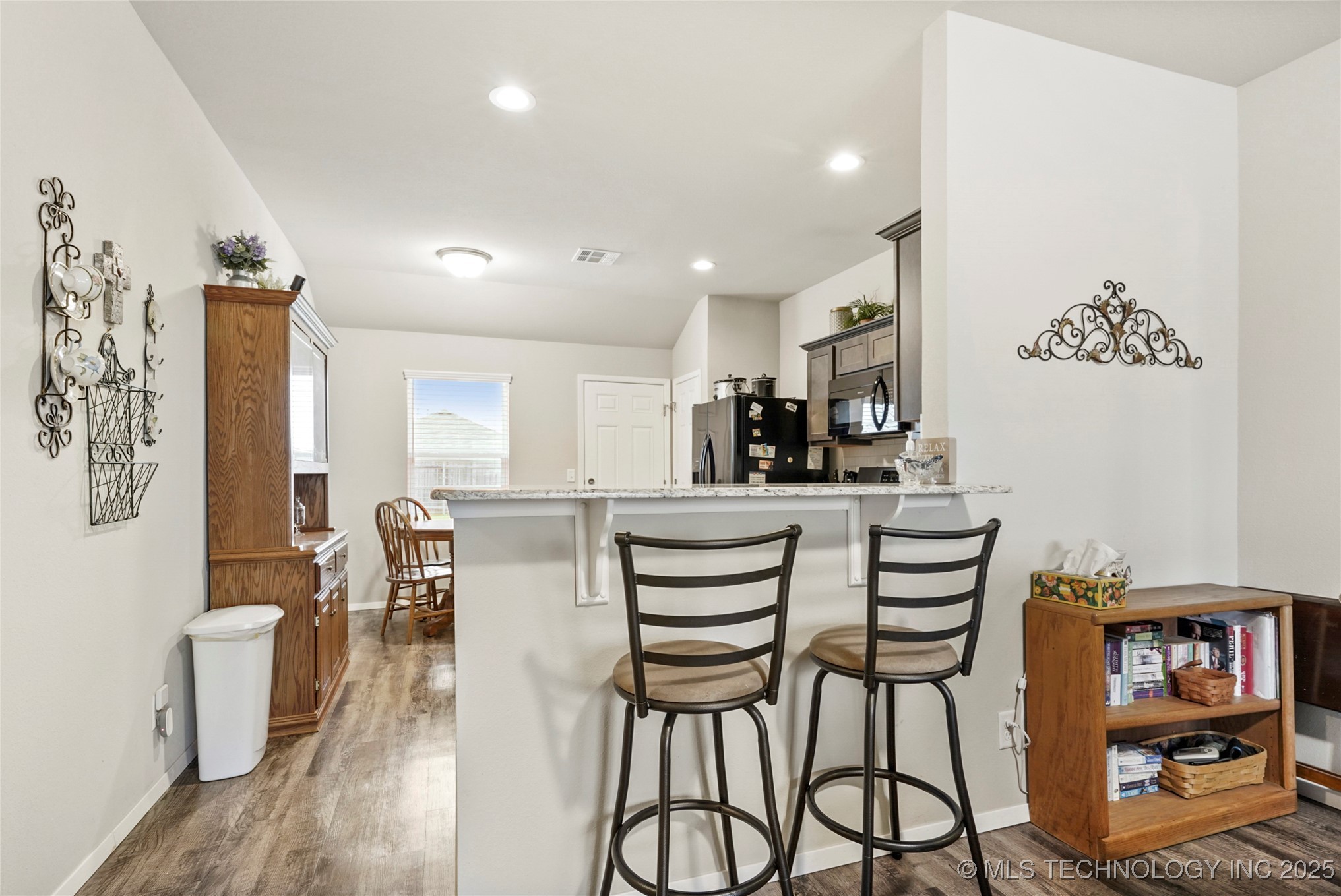 1541 S 30th Court