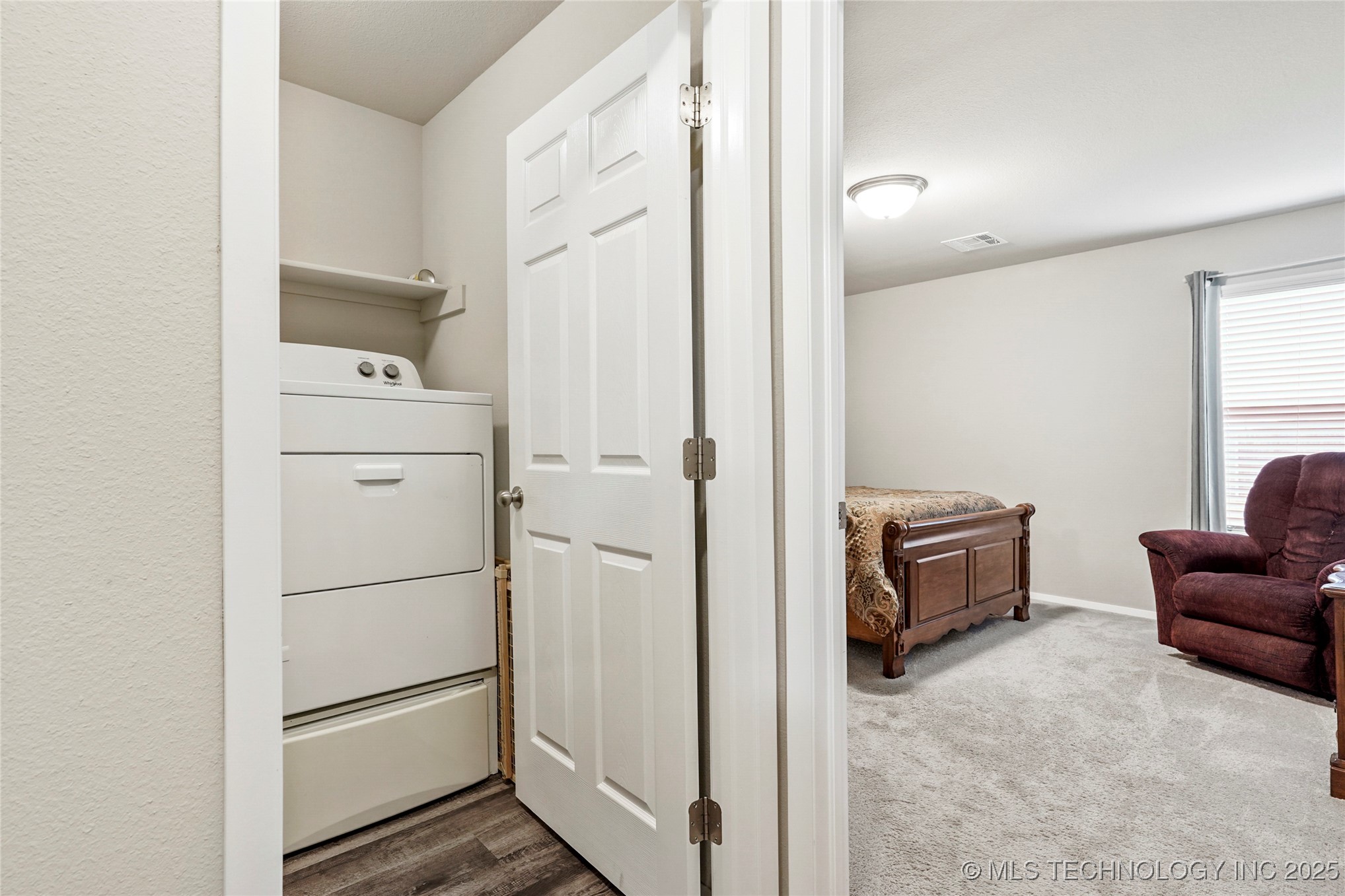 1541 S 30th Court