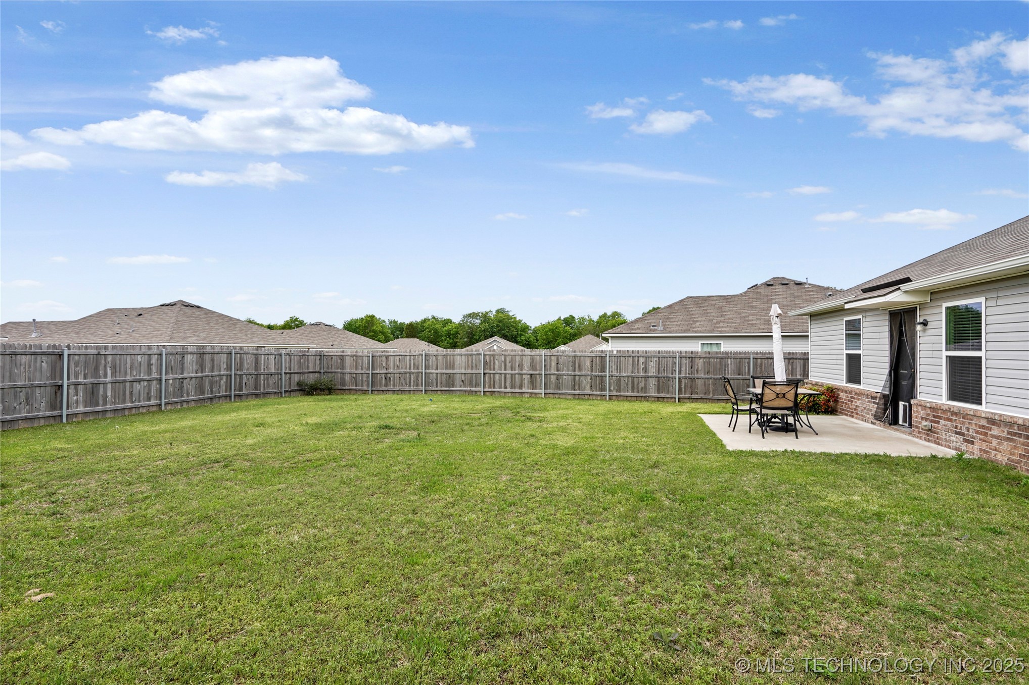 1541 S 30th Court