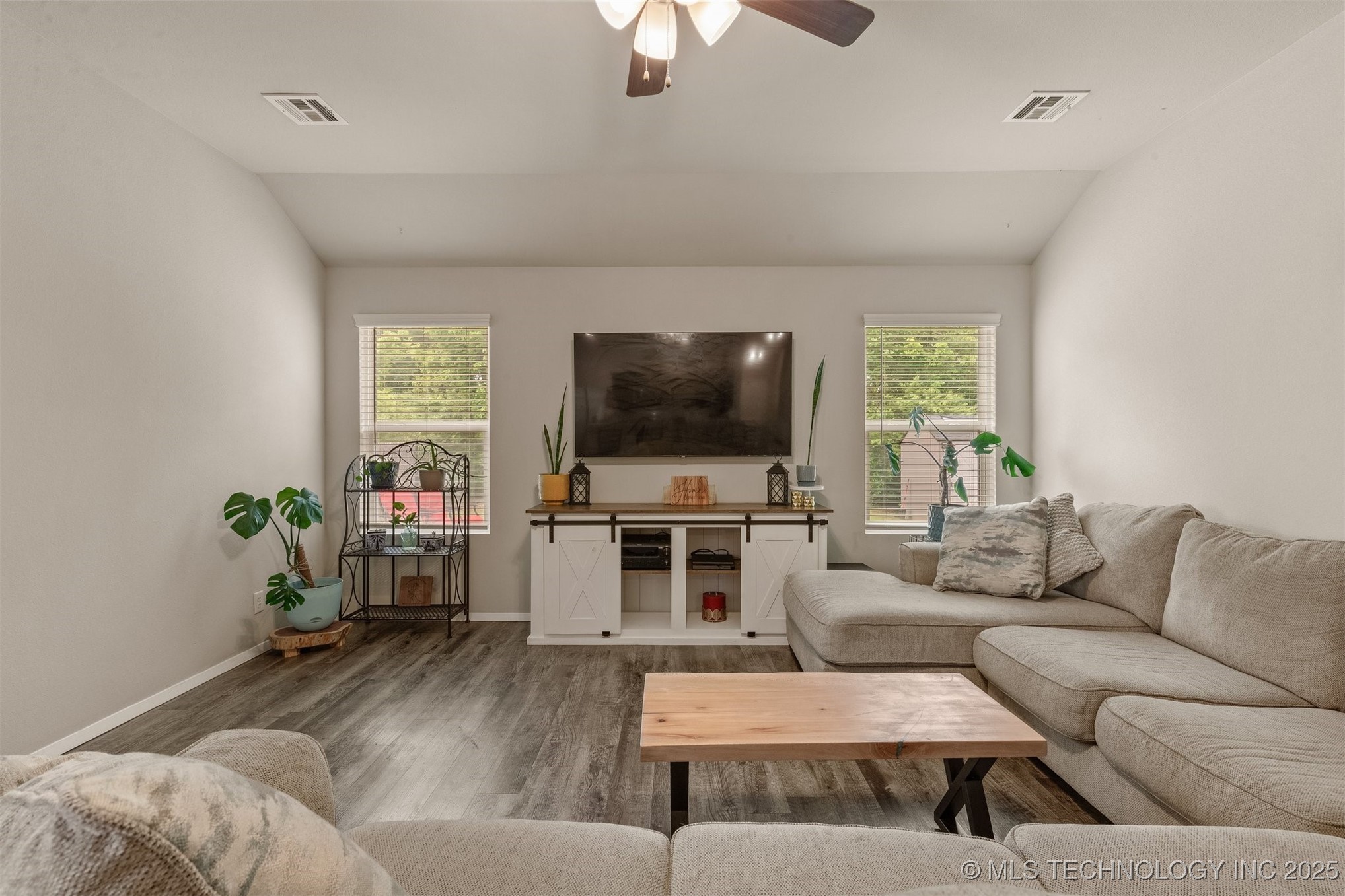 2819 Quincy Street