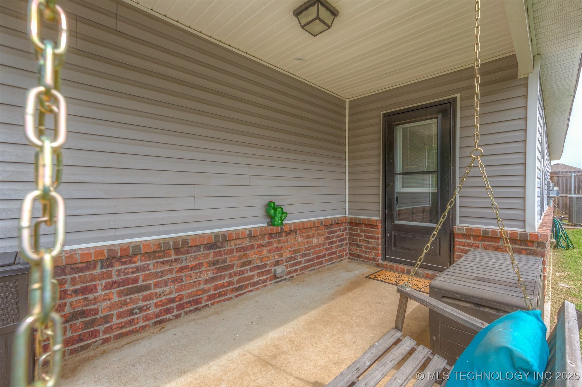 2819 Quincy Street
