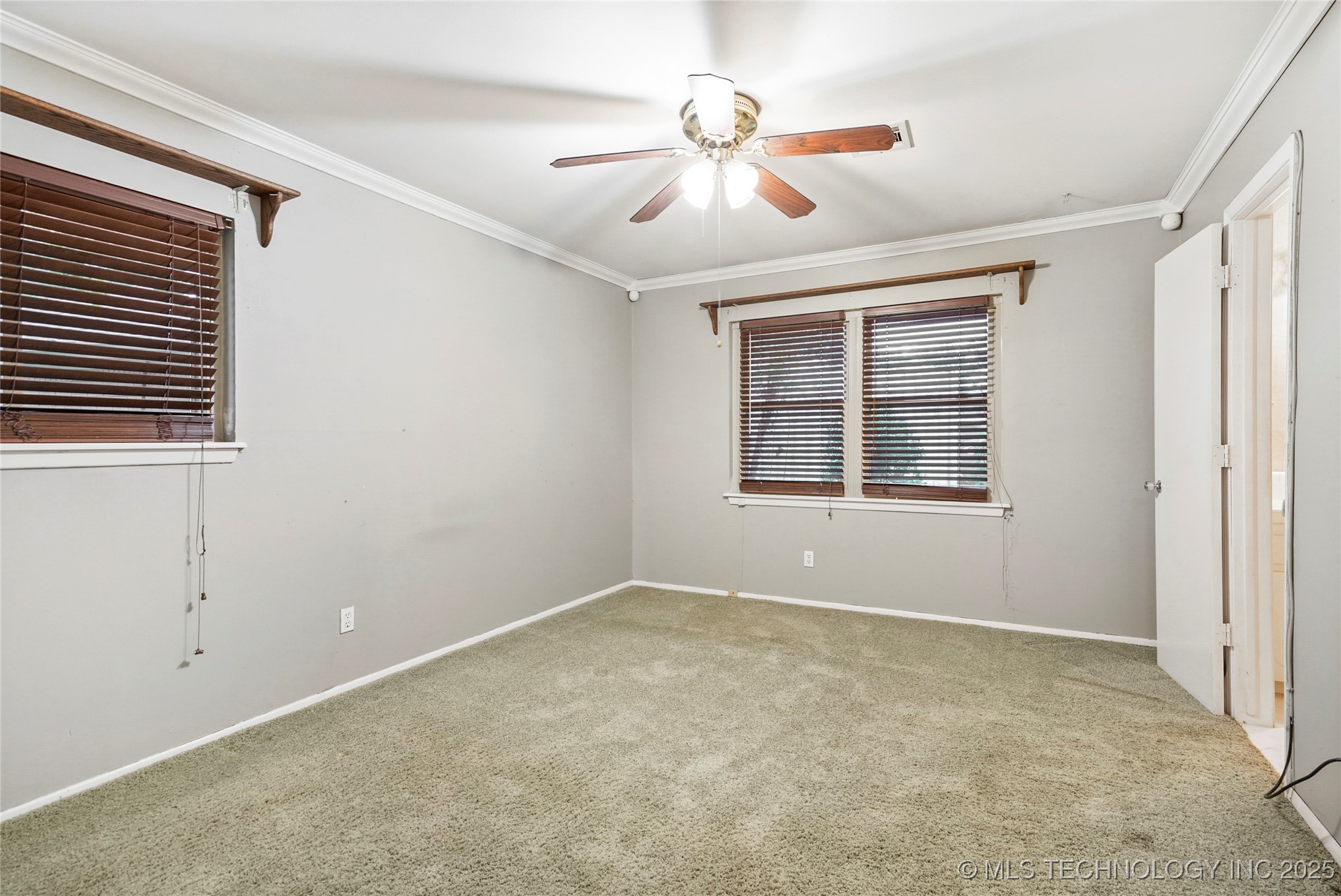 6946 E 20th Place
