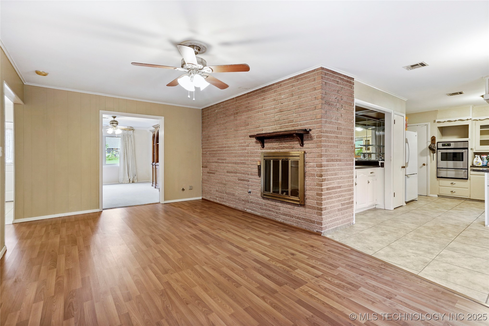 6946 E 20th Place