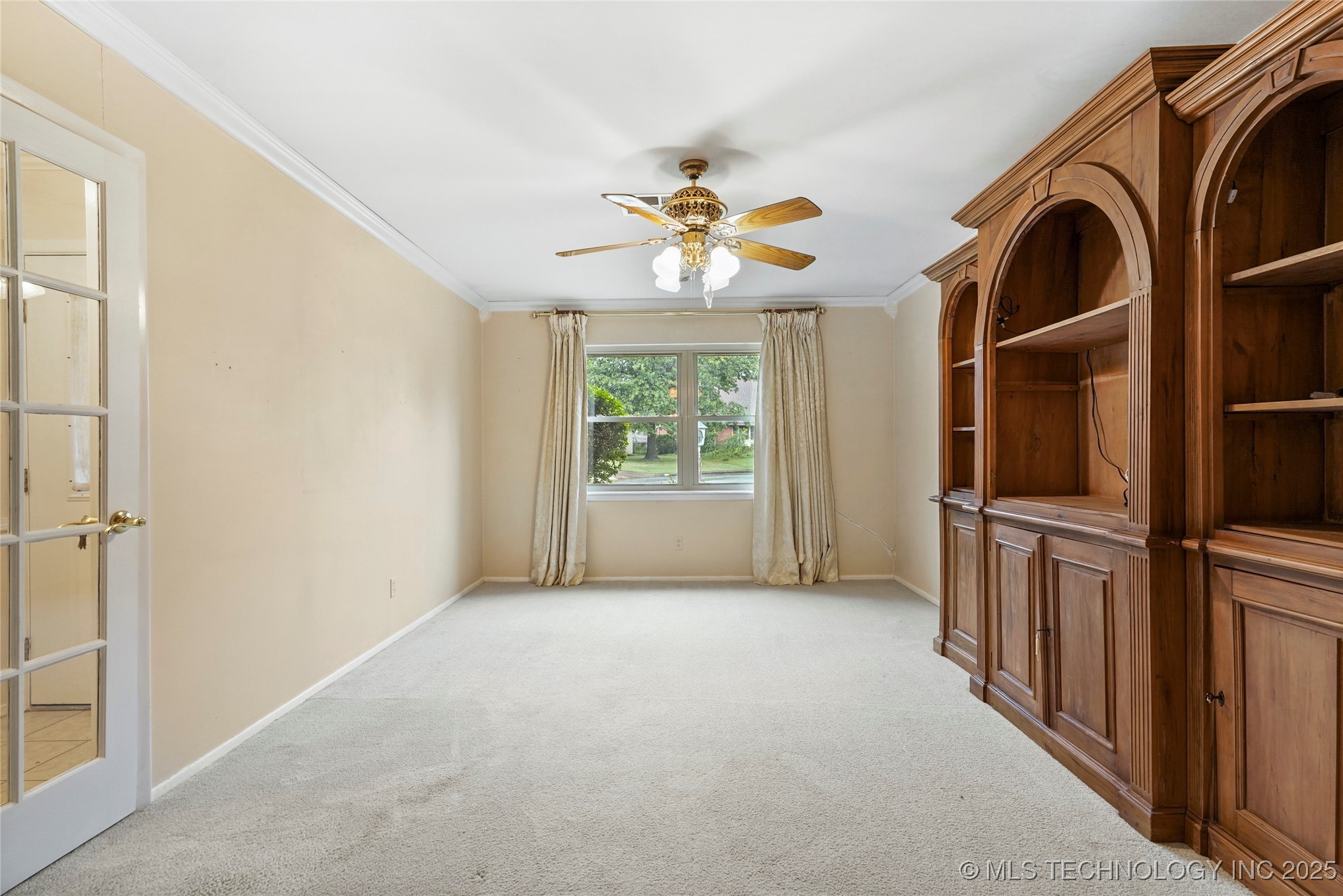 6946 E 20th Place